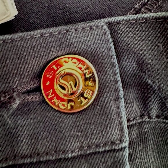 ST JOHN SPORT Marie Gray Black Cotton Blend Stretch Pants Gold Tone Trim 12 - Picture 5 of 5